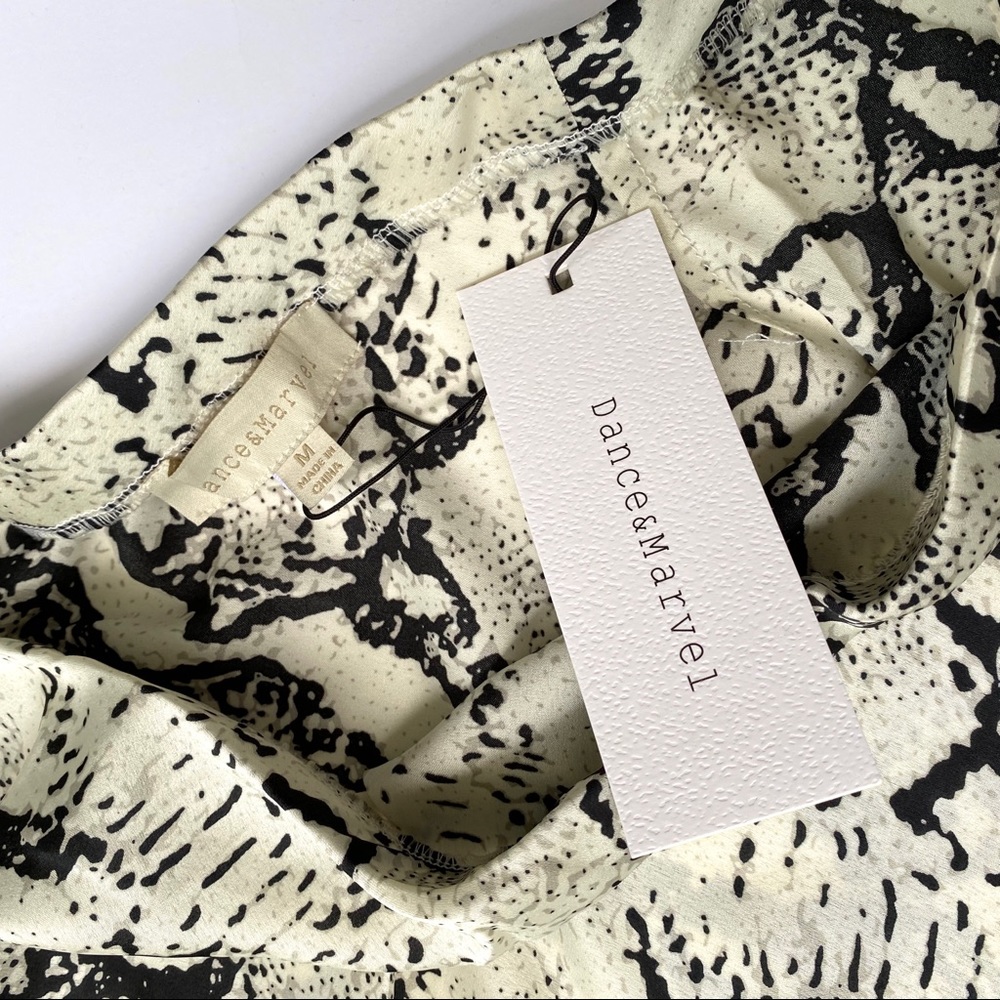 *SOLD*| VICI Azalea Snake Print Midi Skirt Medium - Picture 5 of 5